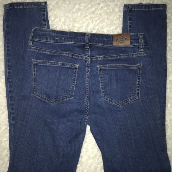 Sadie Robertson Wild Blue Jeans 5 & 7 - Picture 5 of 8